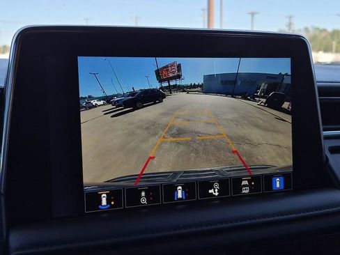 Used 2023 Chevrolet Tahoe High Country image 43