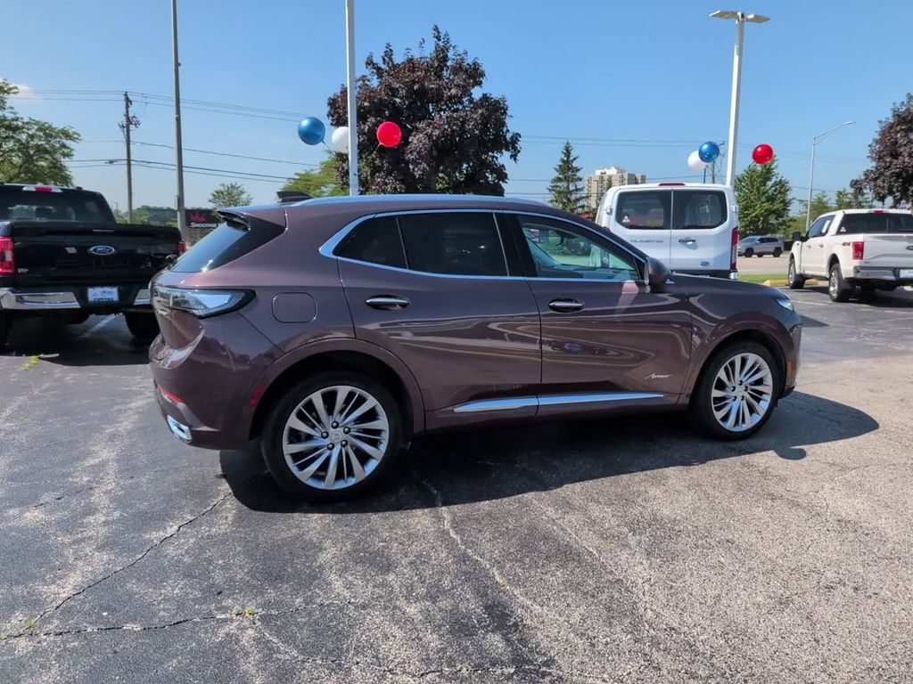 Used 2024 Buick Envision Avenir AWD/4WD image 4