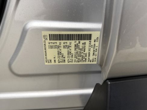 Used 2023 Nissan Rogue SV image 19