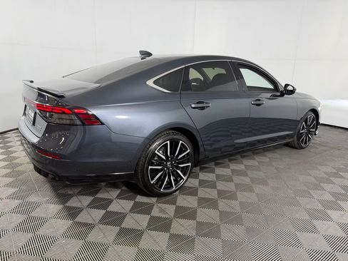 Used 2023 Honda Accord Touring image 7