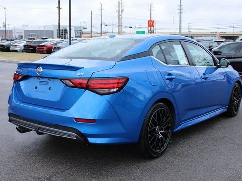 Used 2021 Nissan Sentra SR w/ SR Premium Package image 42