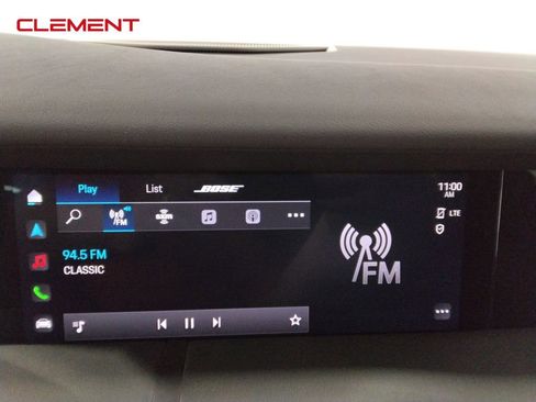 Used 2022 Porsche Taycan image 20