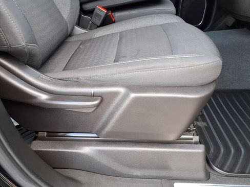 Used 2024 GMC Sierra 2500 SLE w/ SLE Value Package; image 14