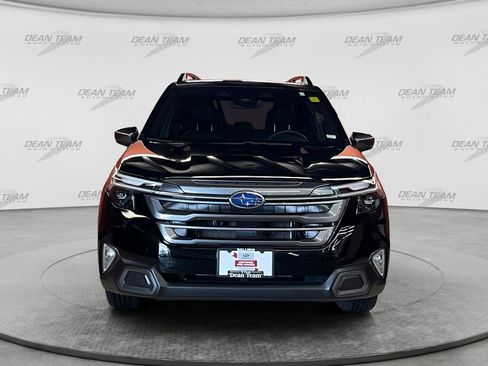 Certified 2025 Subaru Forester Limited AWD/4WD image 2