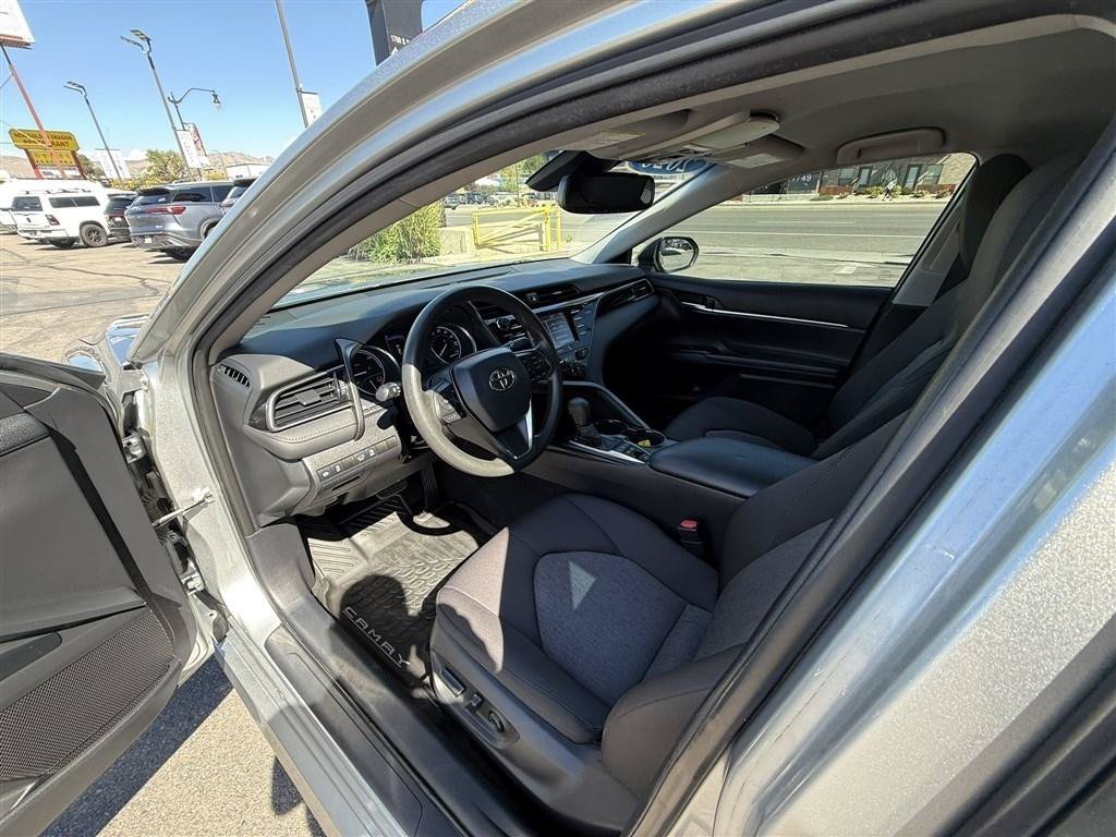 Used 2020 Toyota Camry LE w/ Fleet Convenience Package FWD image 13
