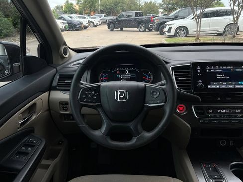 Used 2021 Honda Pilot EX image 13