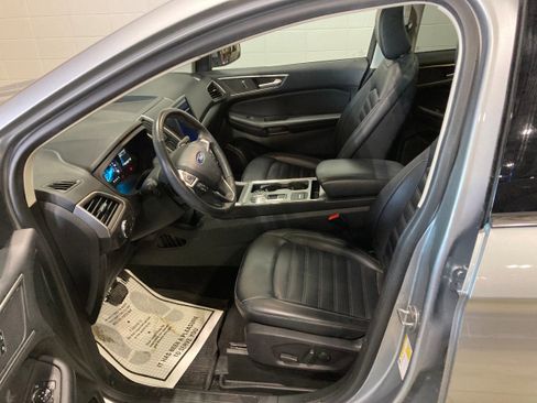 Used 2022 Ford Edge SEL w/ Convenience Package image 18