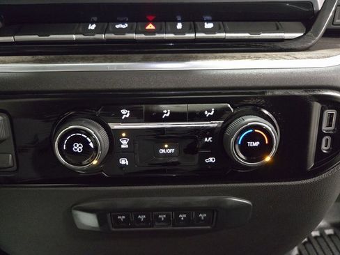 New 2026 Chevrolet Silverado 3500 LT image 18