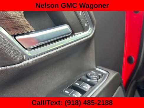 Used 2023 Chevrolet Silverado 1500 LT w/ Convenience Package II AWD/4WD image 12
