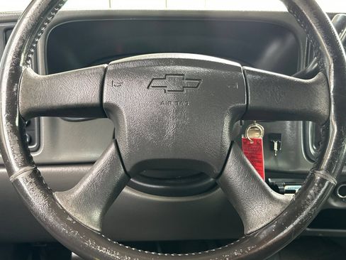 Used 2006 Chevrolet Silverado 1500 LT w/ Light Duty Power Package AWD/4WD image 20