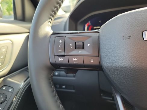 Used 2026 Nissan Rogue Platinum AWD/4WD image 21