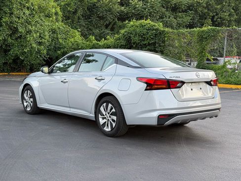 Used 2023 Nissan Altima 2.5 S FWD image 5