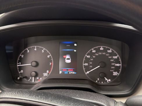 Used 2025 Toyota Corolla LE FWD image 7