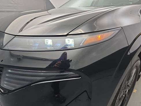 Used 2025 Nissan Murano SV image 14