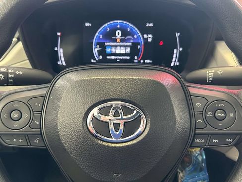 Used 2026 Toyota Corolla Cross L FWD image 24