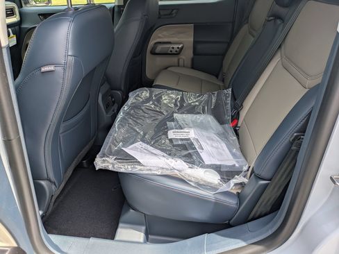 New 2026 Ford Maverick Lariat w/ 4K Tow Package AWD/4WD image 28