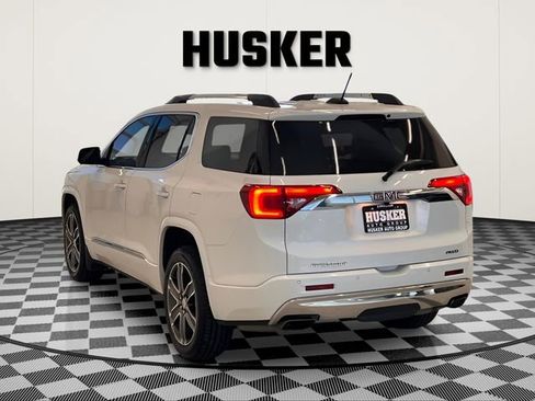 Used 2017 GMC Acadia Denali w/ Technology Package AWD/4WD image 5