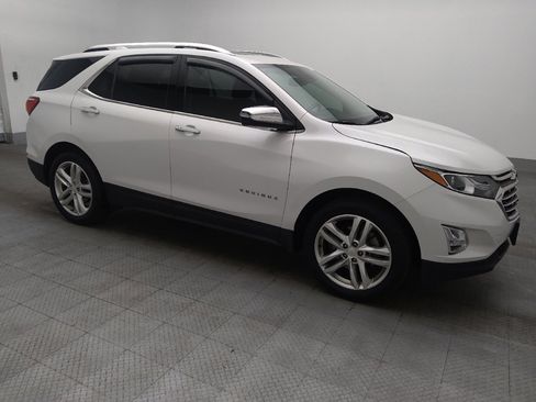 Used 2018 Chevrolet Equinox Premier image 11