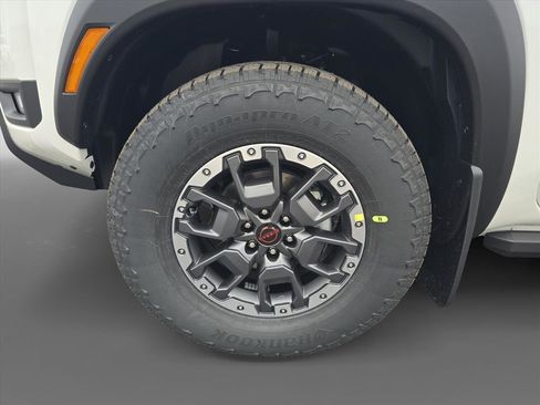 New 2026 Nissan Frontier PRO-4X image 9