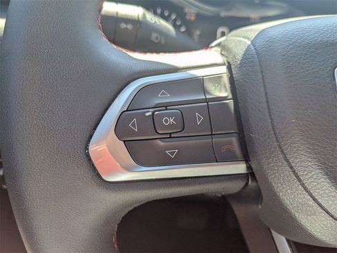 Used 2024 Jeep Compass Trailhawk image 18