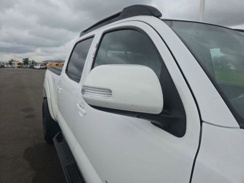 Used 2014 Toyota Tacoma 4x4 Double Cab image 6