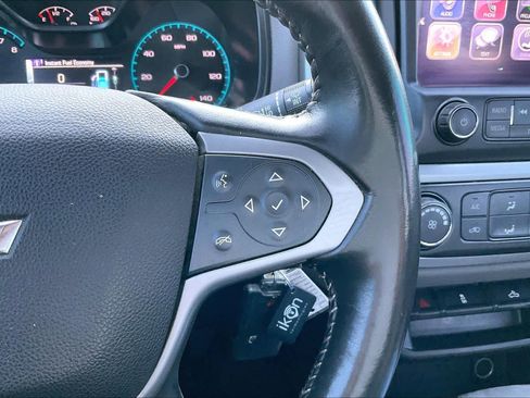 Used 2017 Chevrolet Colorado LT image 23