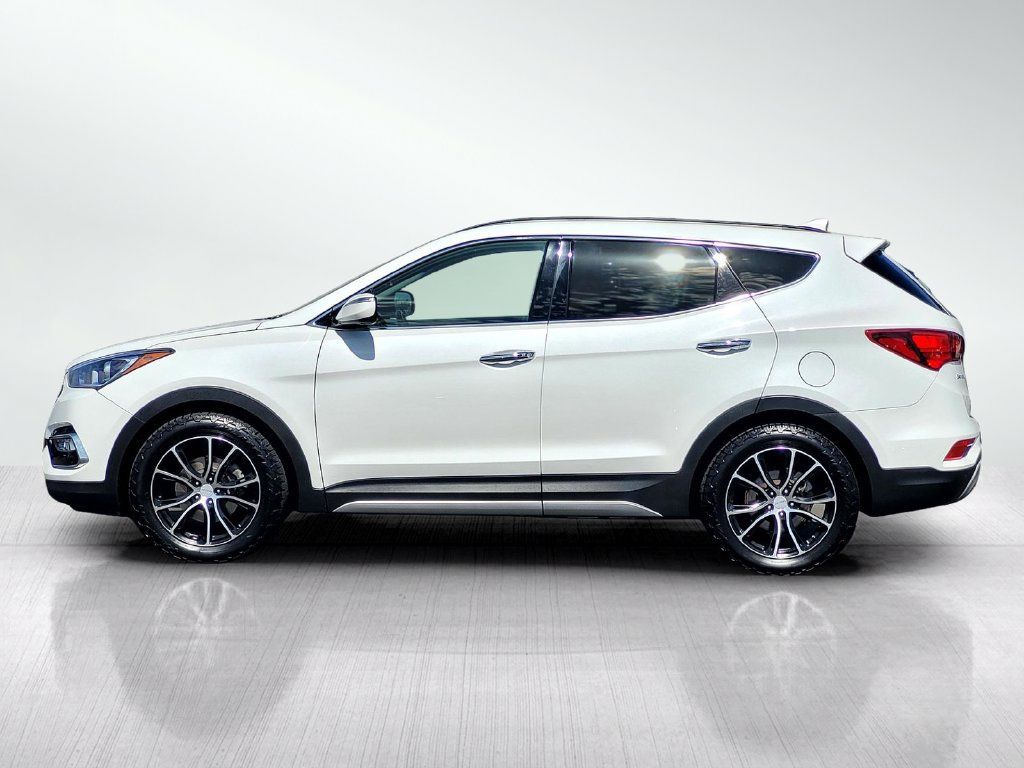 Used 2018 Hyundai Santa Fe Sport w/ 2.0T Ultimate Tech Package 05 AWD/4WD image 7