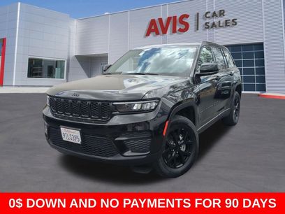 Used 2025 Jeep Grand Cherokee Altitude