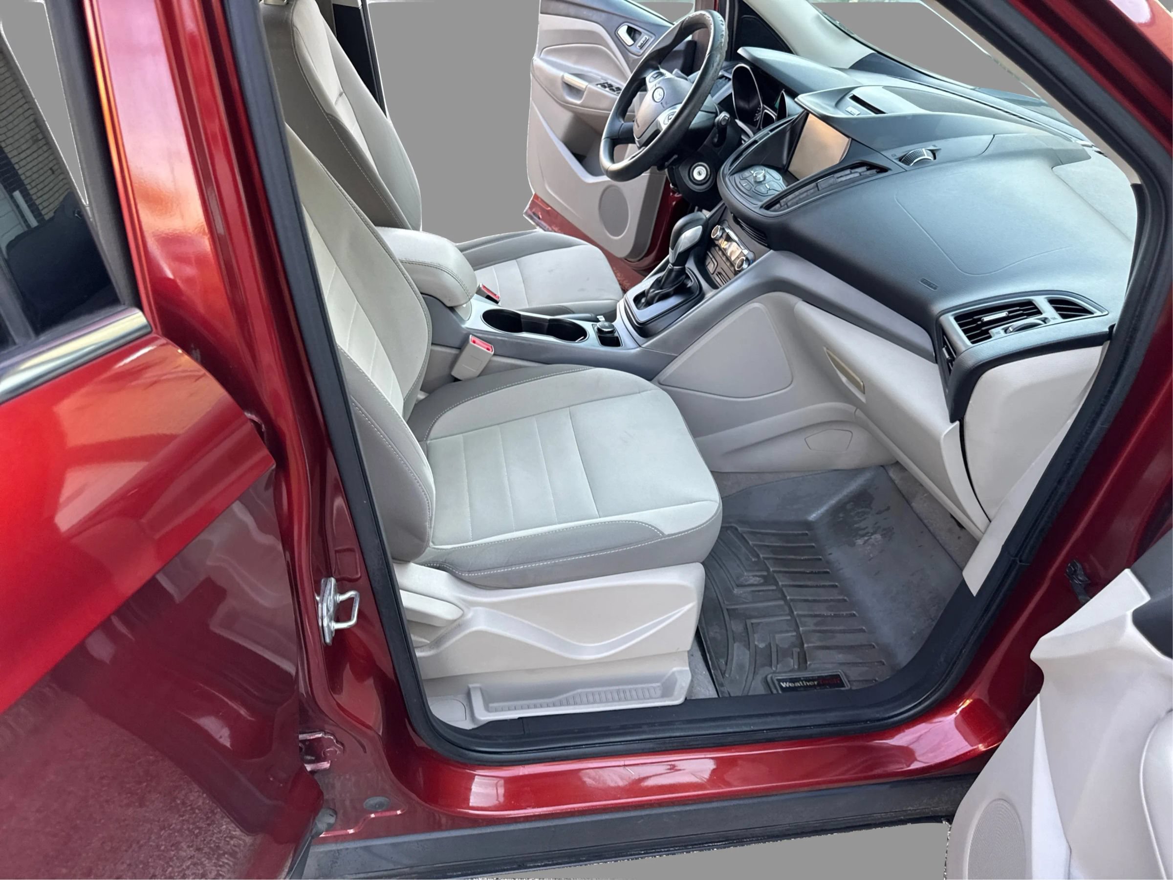 Used 2014 Ford Escape SE w/ Equipment Group 201A FWD image 24