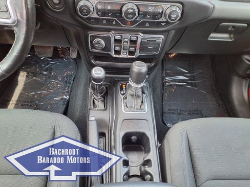 Used 2022 Jeep Gladiator Overland w/ Cold Weather Group image 25