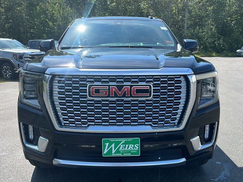Used 2021 GMC Yukon XL Denali w/ Denali Premium Package AWD/4WD image 8