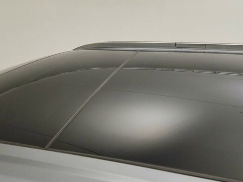 Used 2025 INFINITI QX80 Sensory w/ Premium Cargo Package image 10