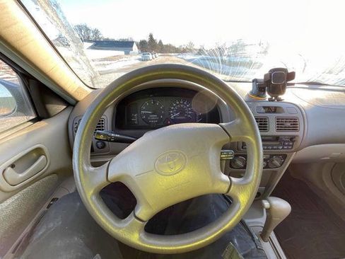 Used 2001 Toyota Corolla CE image 31