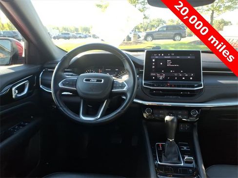 Certified 2022 Jeep Compass Limited image 10