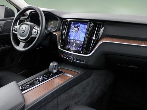 Certified 2023 Volvo V60 B5 Cross Country Plus w/ Climate Package AWD/4WD image 21