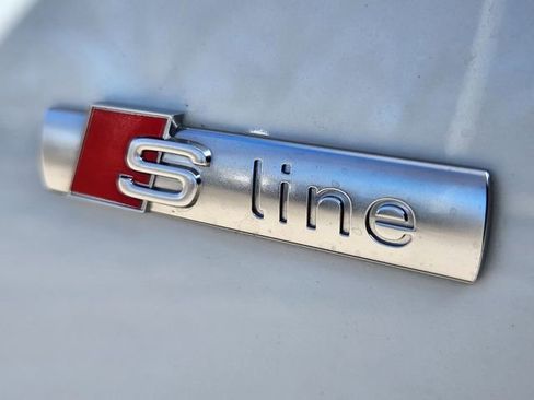 Used 2023 Audi Q5 2.0T Premium w/ Convenience Package AWD/4WD image 10