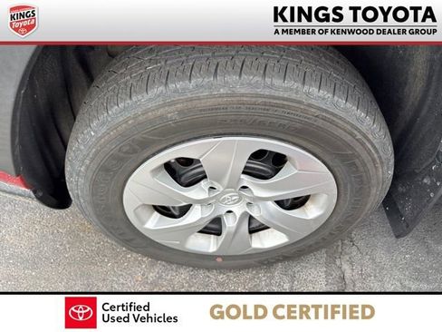 Used 2023 Toyota RAV4 LE FWD image 12