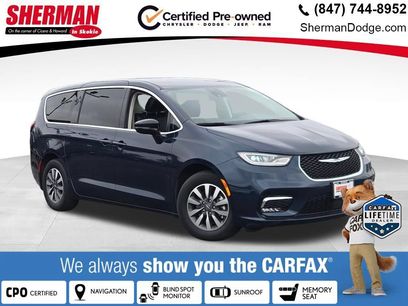 Certified 2024 Chrysler Pacifica Limited