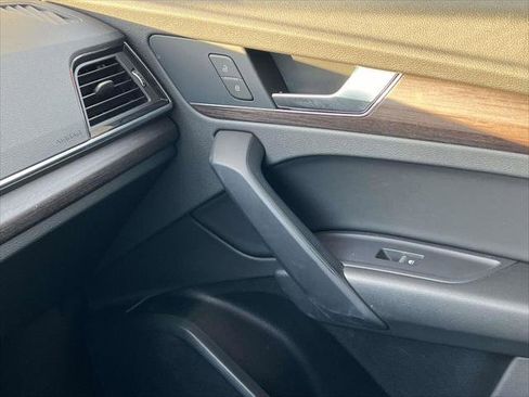 Used 2022 Audi Q5 2.0T Premium image 36