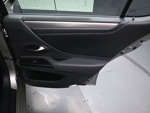 Used 2020 Lexus ES 350 F Sport image 33