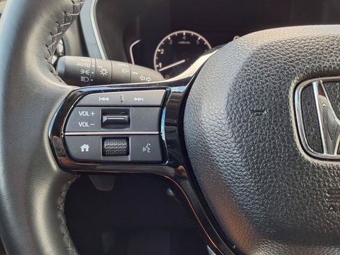 Certified 2025 Honda Pilot EX-L image 15