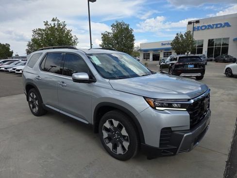 New 2026 Honda Pilot Elite image 2