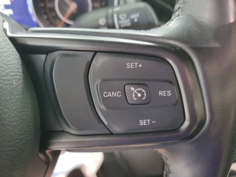 Used 2023 Jeep Wrangler Sport AWD/4WD image 30