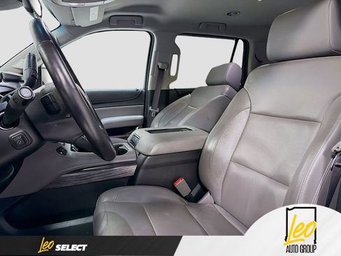 Used 2017 Chevrolet Tahoe LT w/ Luxury Package AWD/4WD image 22