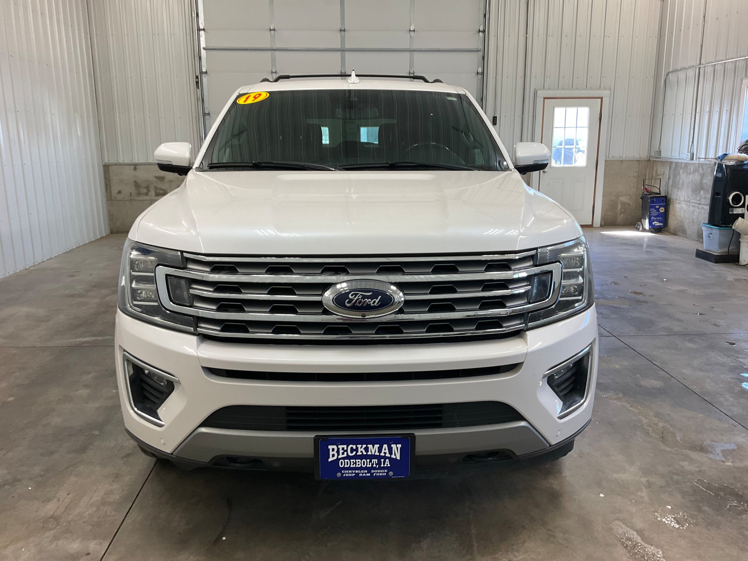 Used 2019 Ford Expedition Limited w/ Special Edition Package AWD/4WD image 7