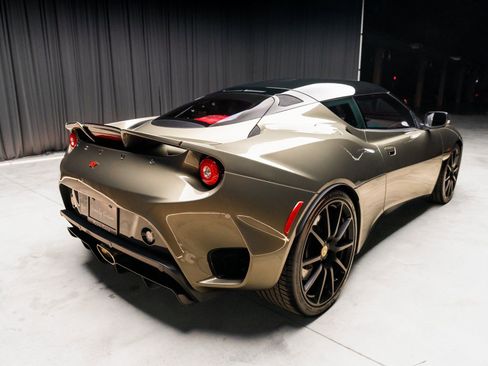 Used 2020 Lotus Evora image 12