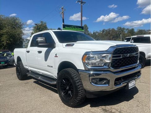 Used 2024 RAM 2500 Big Horn AWD/4WD image 1
