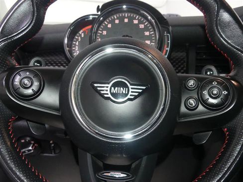 Used 2019 MINI Cooper S w/ Signature Upholstery Package image 26