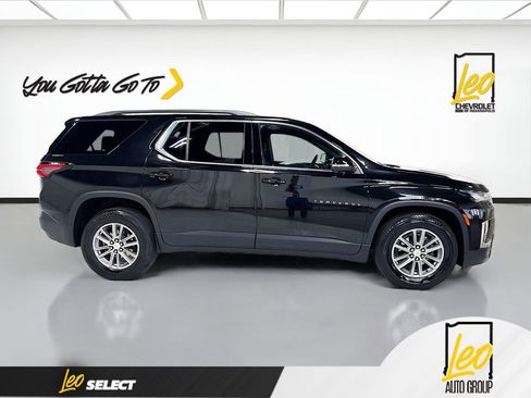Used 2023 Chevrolet Traverse LT w/ LPO, Floor Liner Package image 4
