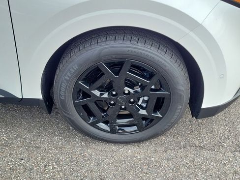 New 2026 Kia Carnival SX w/ SX Dark Edition Package FWD image 41